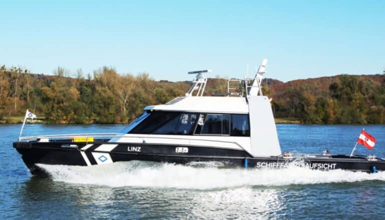 oeswag dienstboot