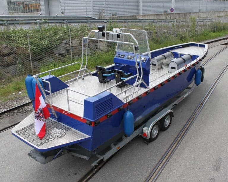 oeswag flachwasserboot heck