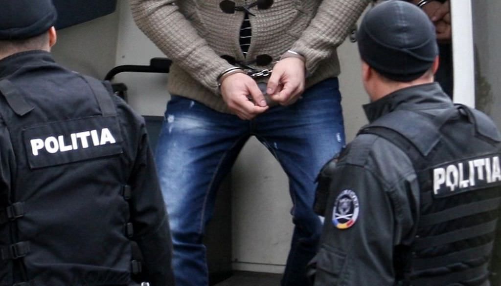 Tânăr de 24 de ani din Cisnădie arestat de polițiști. Era condamnat la închisoare