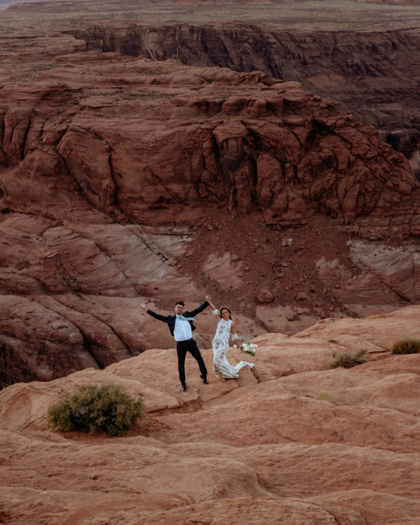 Bride and groom celebrate elopement at Horseshoe Bend