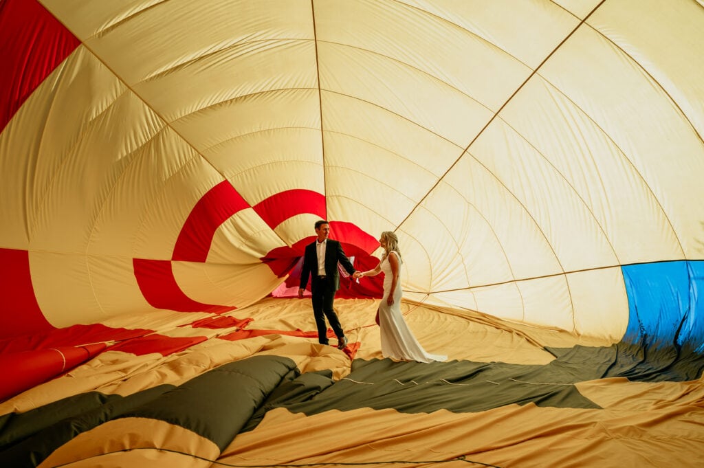 couple inside hot air balloon on their Sedona elopement day