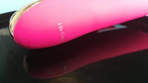 Sextoy review by tess: vibe couture rabbit gesture