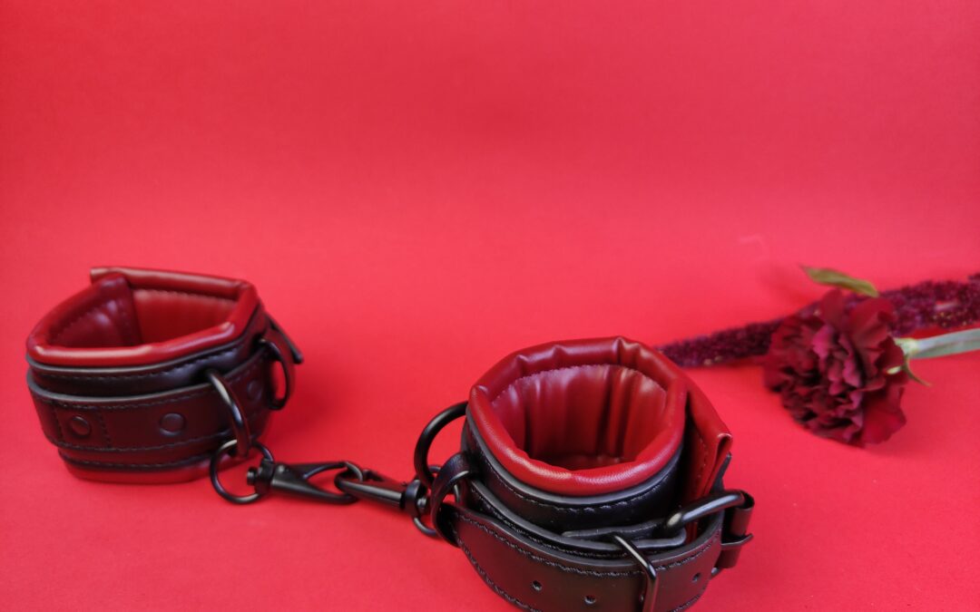 Sportsheets Saffron Handcuffs