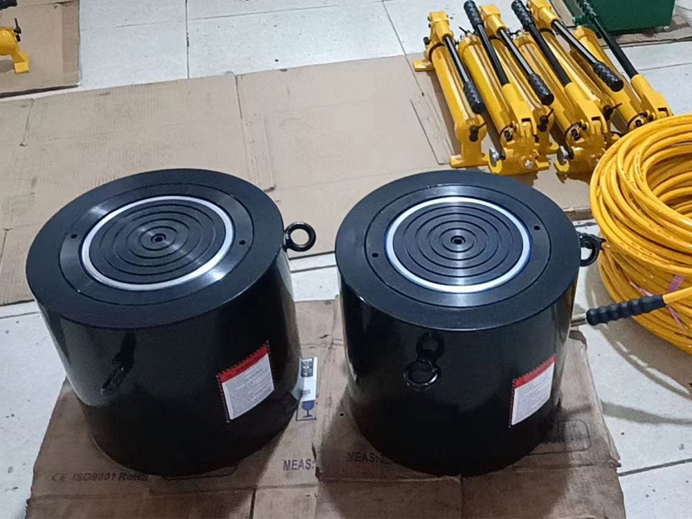 Single Acting High Tonnage Hydraulic Cylinders