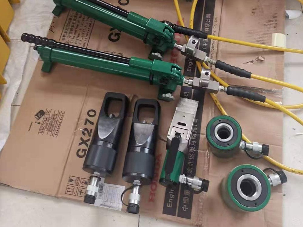 Hydraulic Nut Splitter