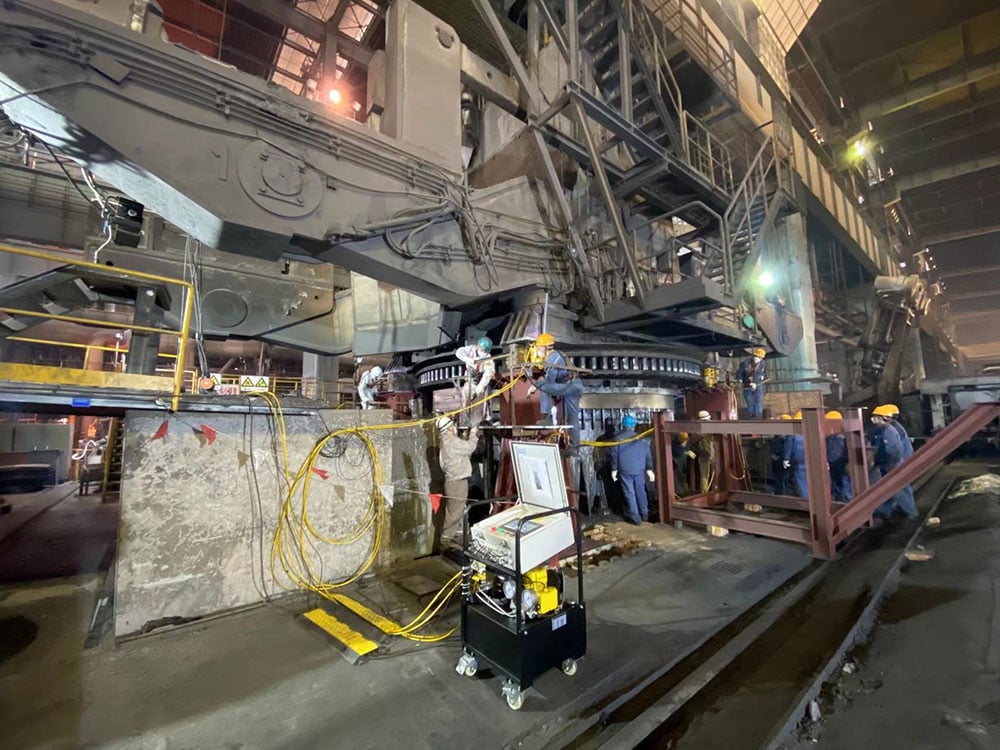 synchronous lifting system