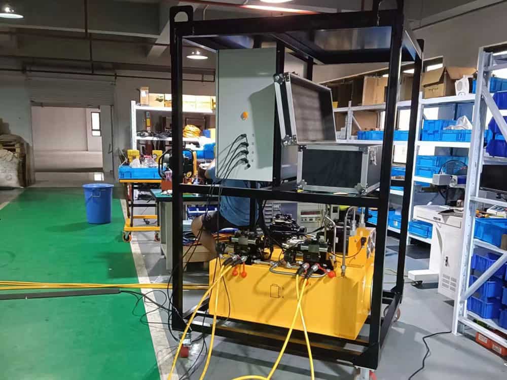 Synchronous Lifting System
