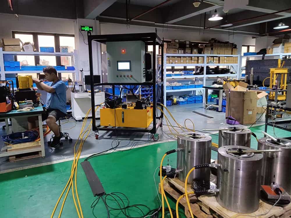 Synchronous Lifting System
