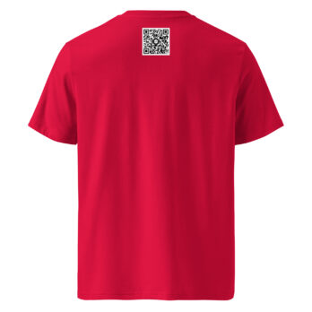 Presentamos la camiseta unisex "Los Ajaches" en un llamativo color rojo, con un código QR en la parte superior de la espalda, ideal para los amantes de La Palma. Su diseño resalta sobre un fondo blanco impecable y ofrece una combinación de estilo e interactividad.
