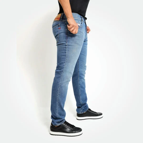 DIESEL MEN'S 2019 D-STRUKT-R0R71 SLIM JEANS - Image 2