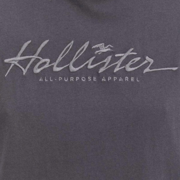 Hollister Men's Embroidered T-shirts - Image 2