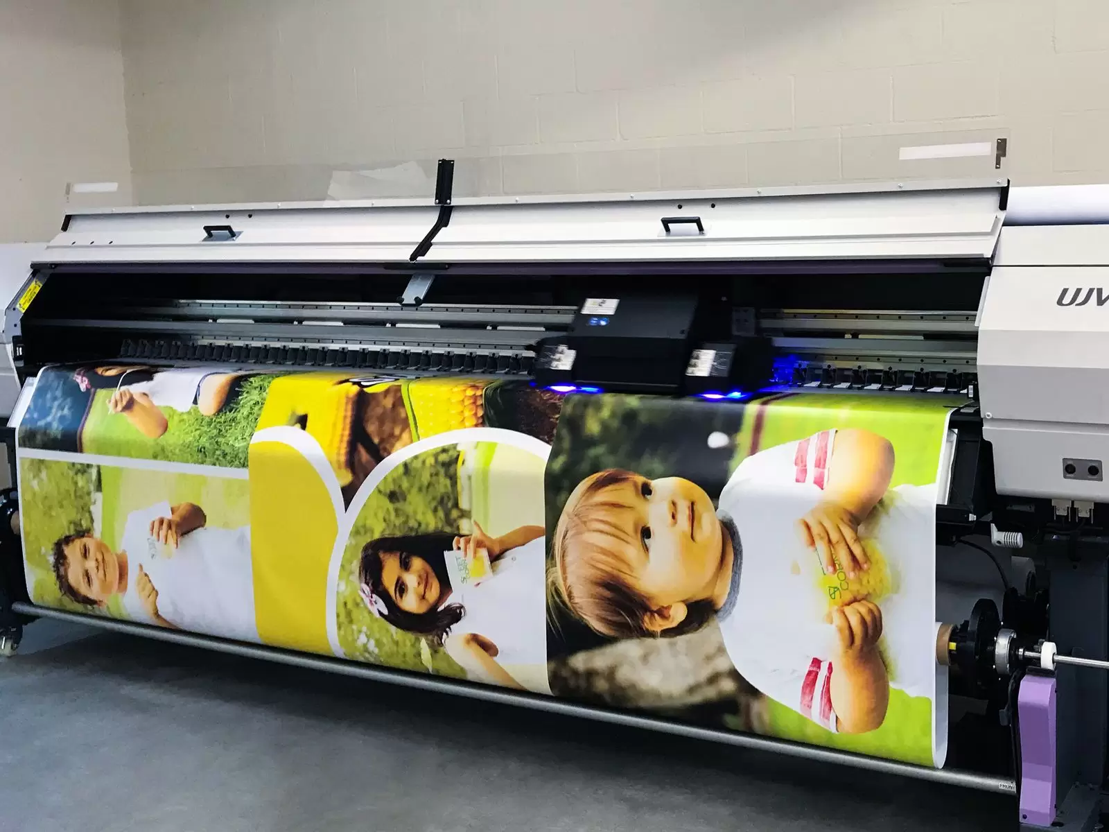Benefits Of Vinyl Banner Printing For Businesses
