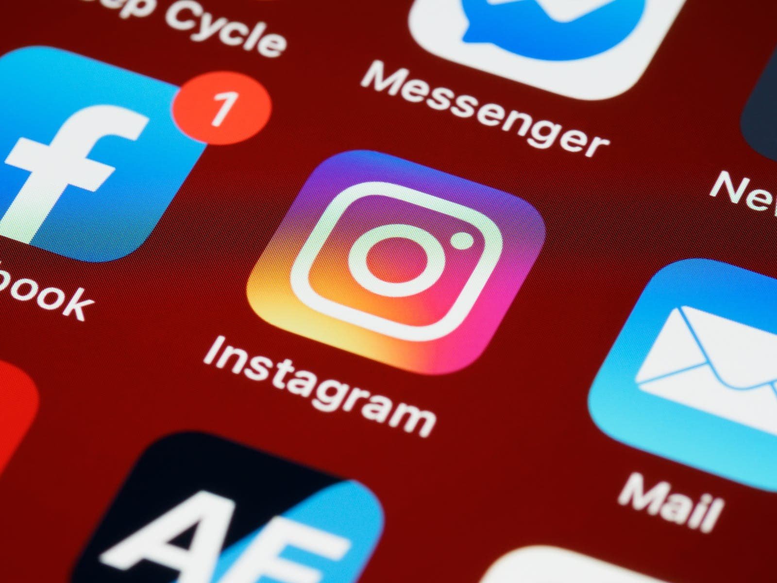 A Deep Dive Into Buying Instagram Views
