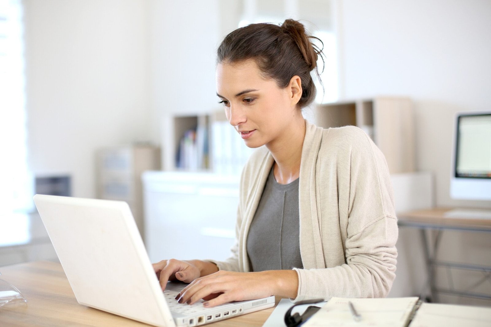 A Guide To Social Media Advertising For Lawyers