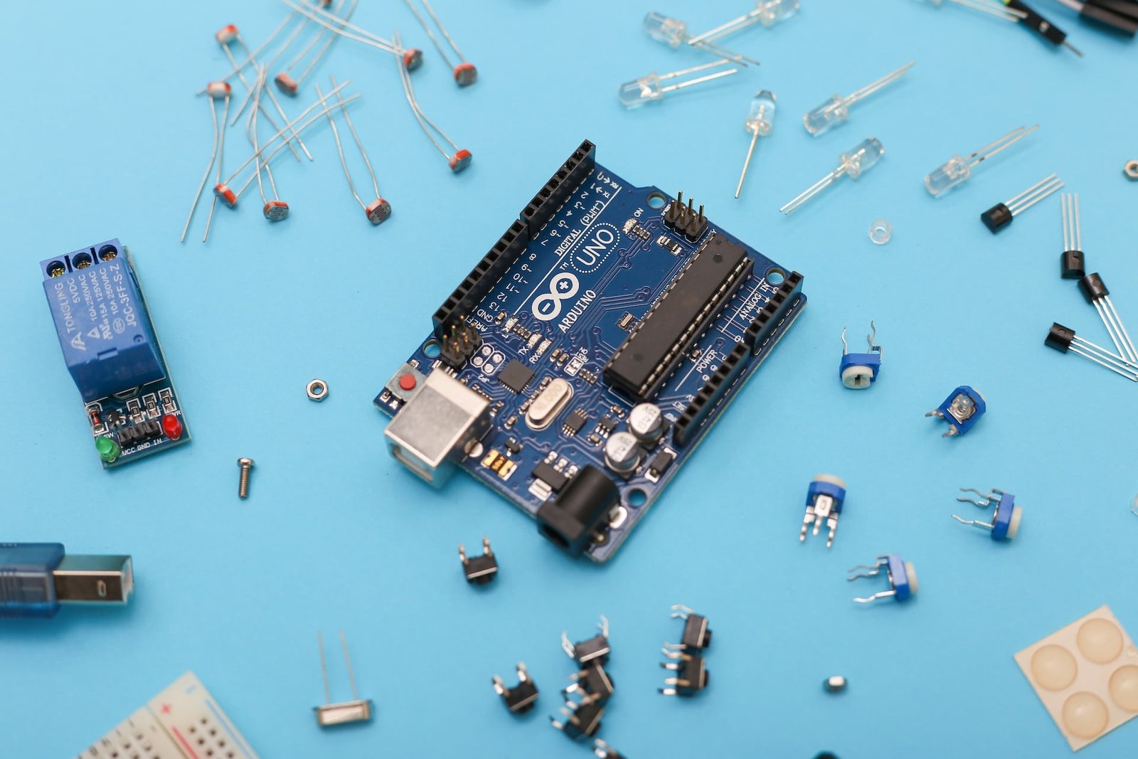 Is Isopropyl Alcohol Safe For Electronics