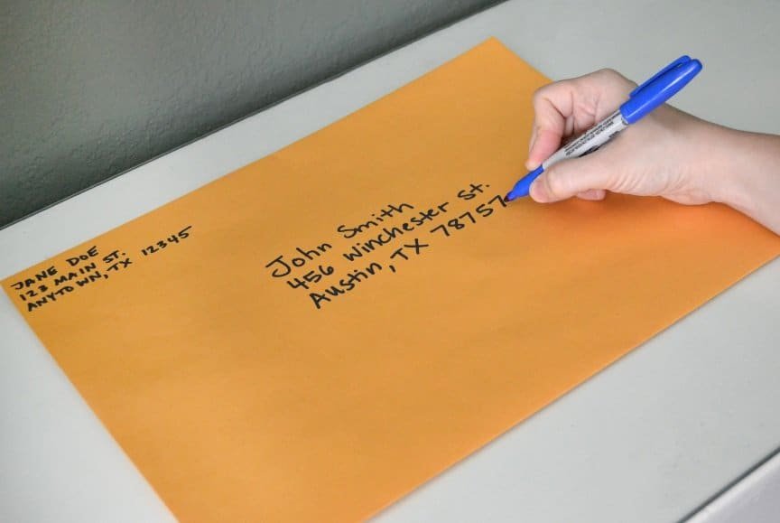 How To Address An Envelope For Uk Deliveries