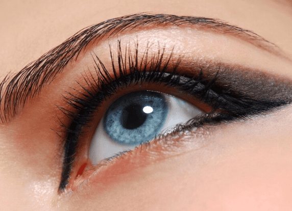 How To Clean And Maintain Eyelash Extensions 2