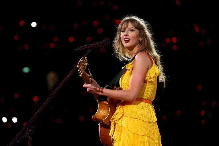 Taylor Swift’s Producer Drops Hints! New Album Expected