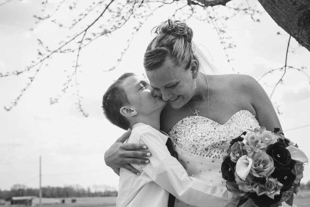 Garrett, Indiana wedding photography - Kasey Wallace Photography