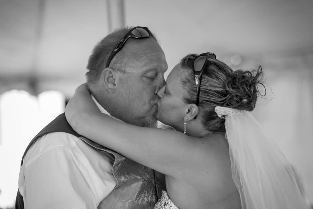 Garrett, Indiana wedding photography - Kasey Wallace Photography