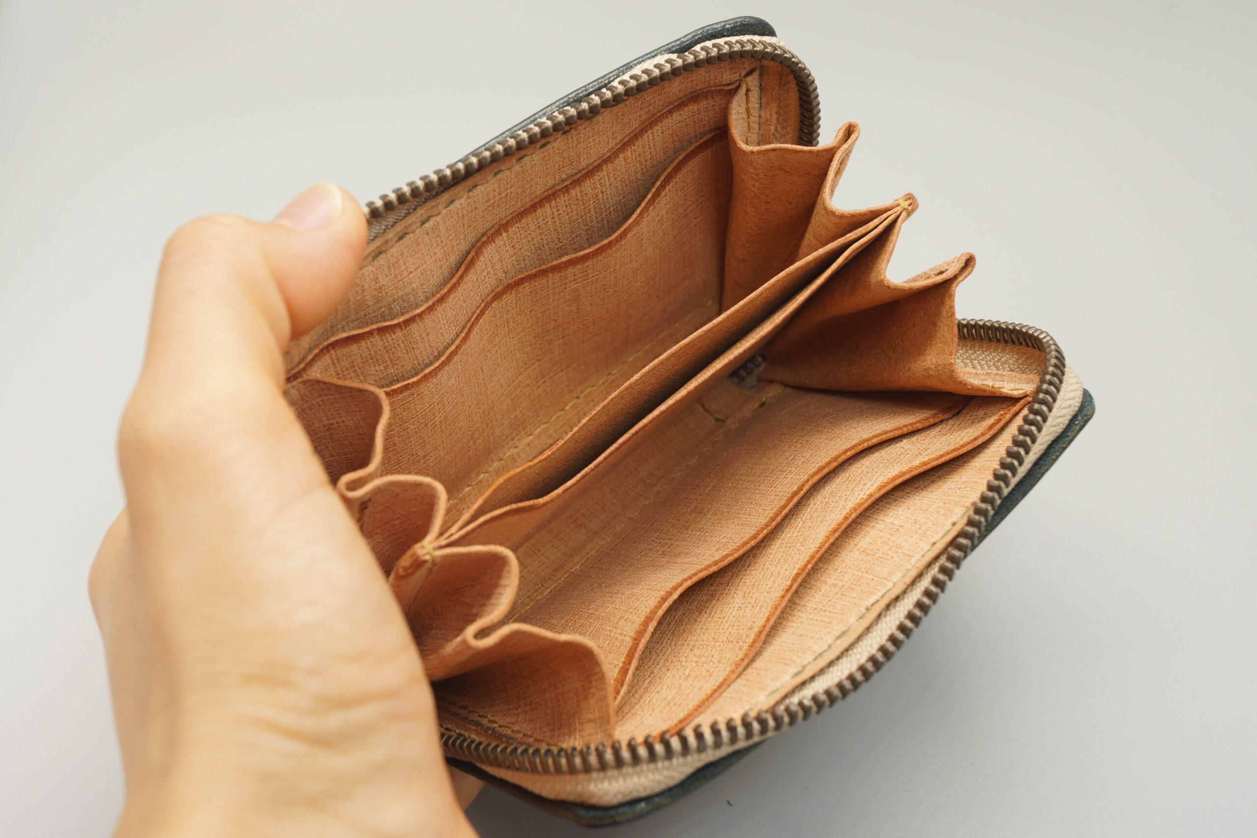 コンパクト　革財布　レザー