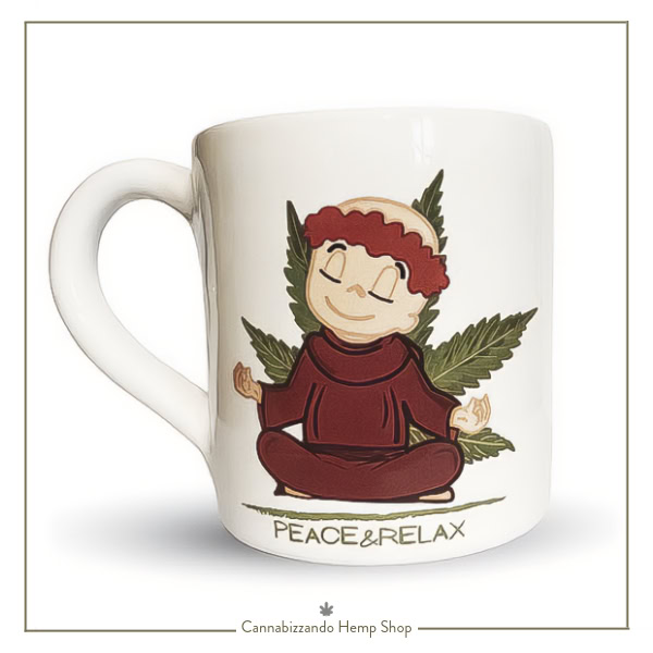 La Mug in ceramica mod. Relax è perfetta per sorseggiare caffè o tisane grazie allo spessore della tazza che mantiene le bevande calde. Prodotto di alta qualità.