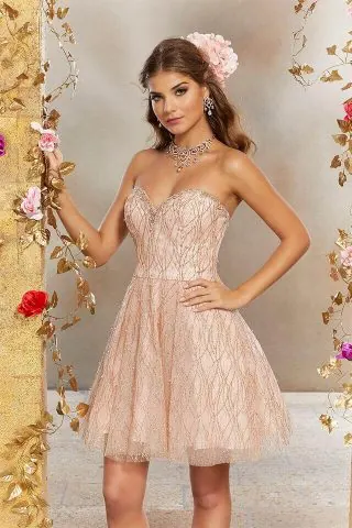 charme-canaris outfit diciottesimo