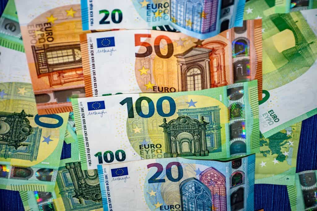 țările cu cele mai mari salarii