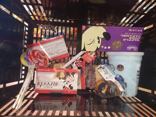 Disney Eats 101: What Can I Get For A Snack Credit 3