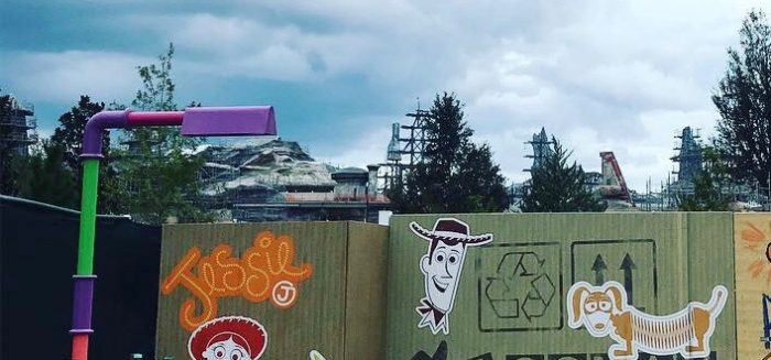 Peek into Star Wars land in WDW
