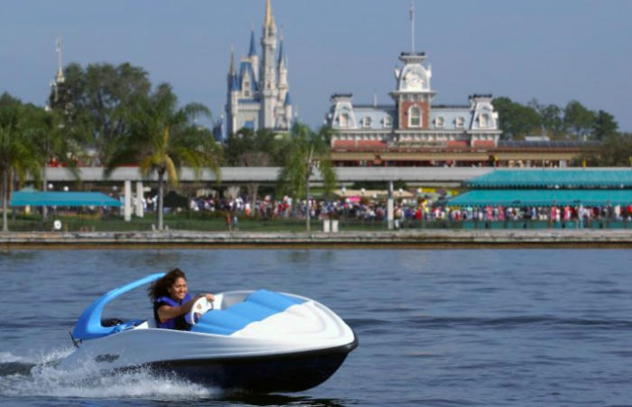 SeaRaycer boat