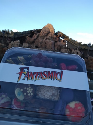 The Fantasmic Dessert Party: Are the Parites Worth It?