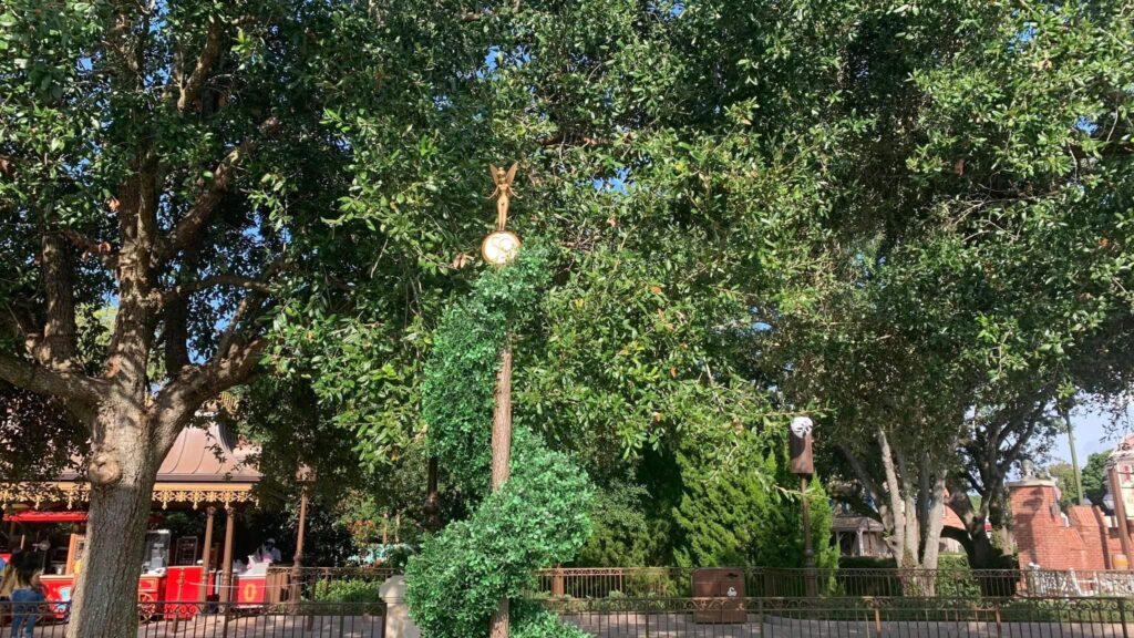 Disney Fab 50 statues