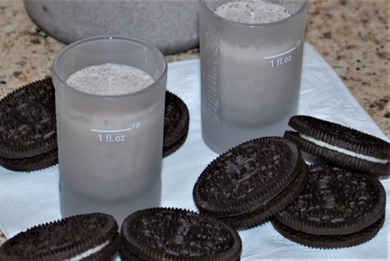 Oreo Cookie Shots