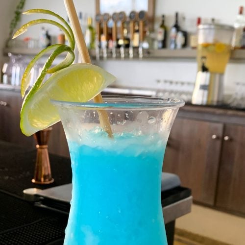 Cool blue like the Caribbean, easy to make, and absolutely delightful – The Ice Breaker!