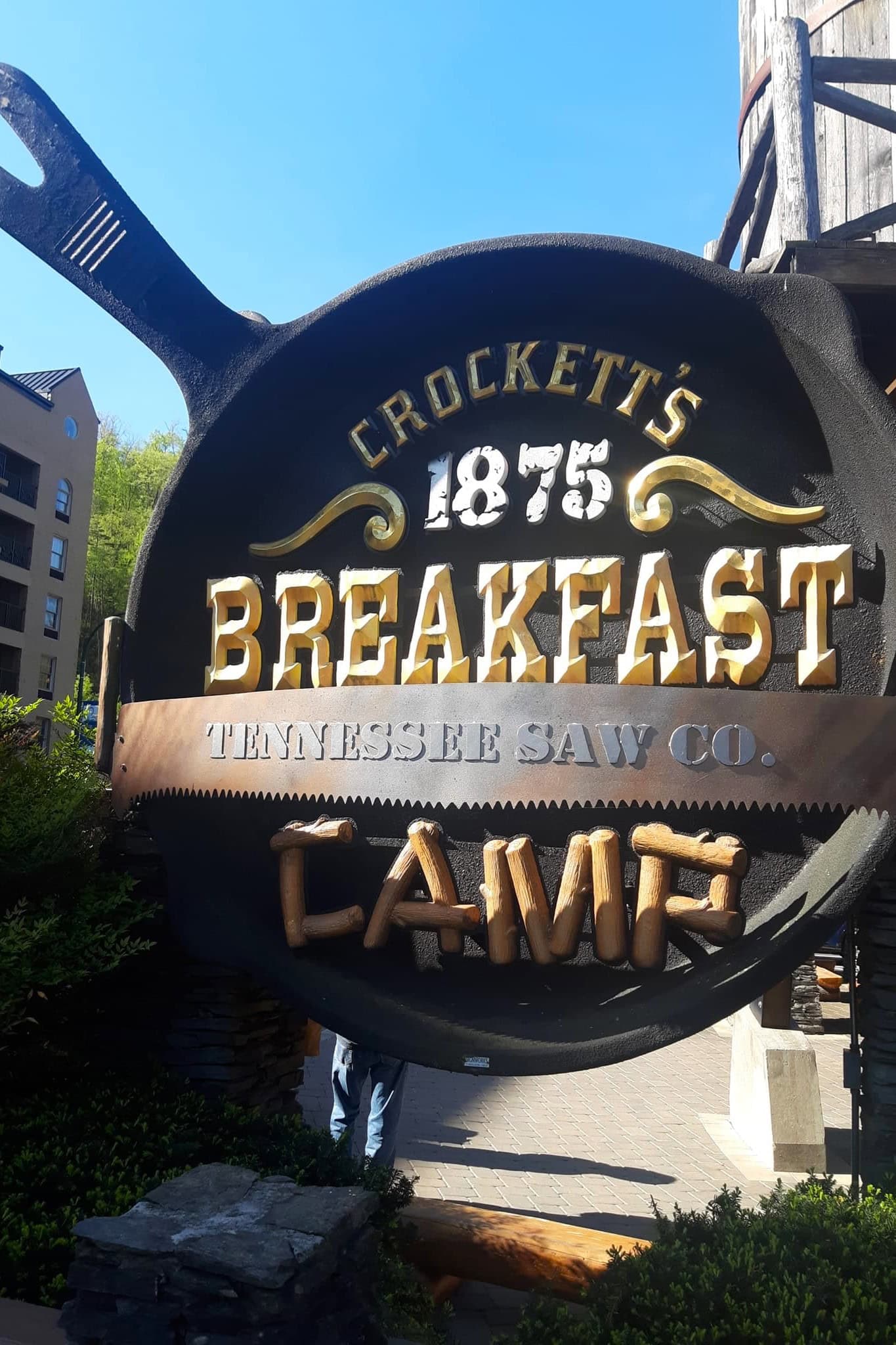 Crockett's Breakfast Camp