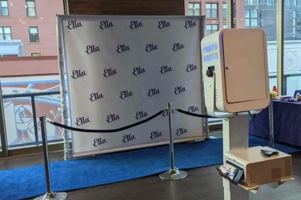 Mitzvah Photo Booth Rental