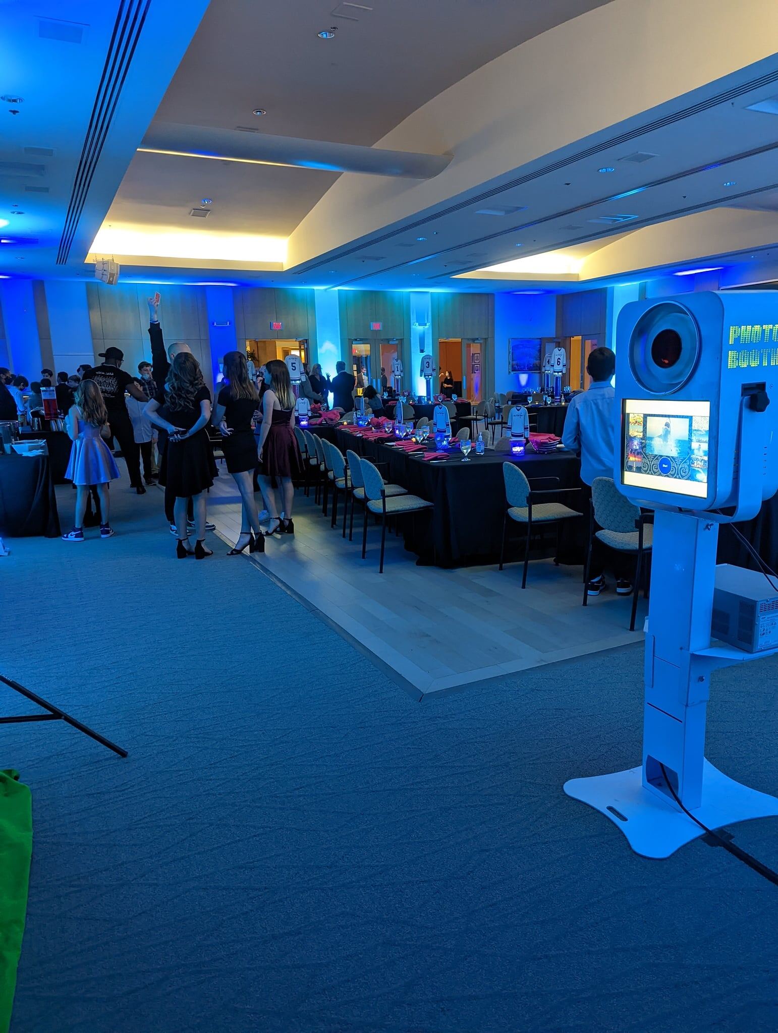 photo booth rental party holiday dc
