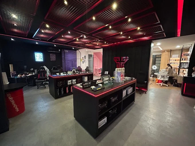 Fantech eXperience Store
