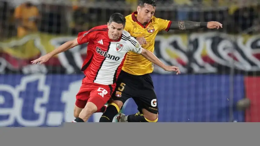 Barcelona SC(ECU) vs River Plate Highlights