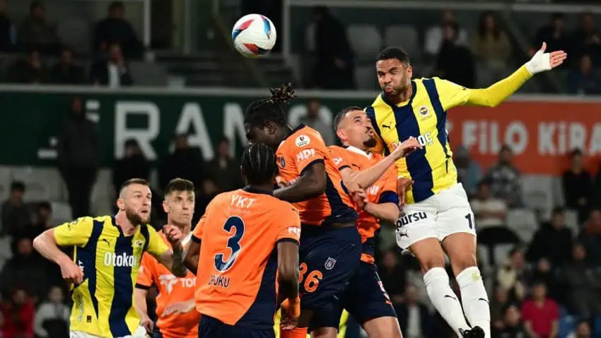 Istanbul Basaksehir vs Fenerbahce Highlights