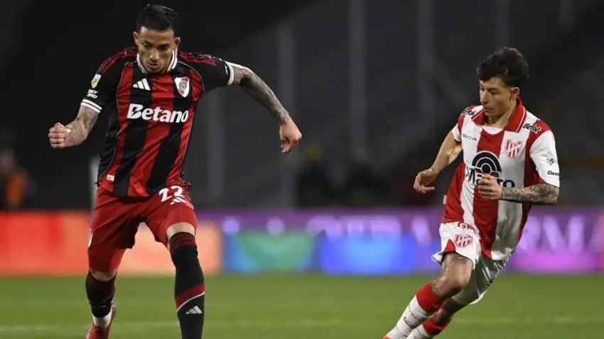 Instituto AC Cordoba vs River Plate Highlights