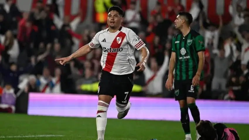 River Plate vs San Martin San Juan Highlights