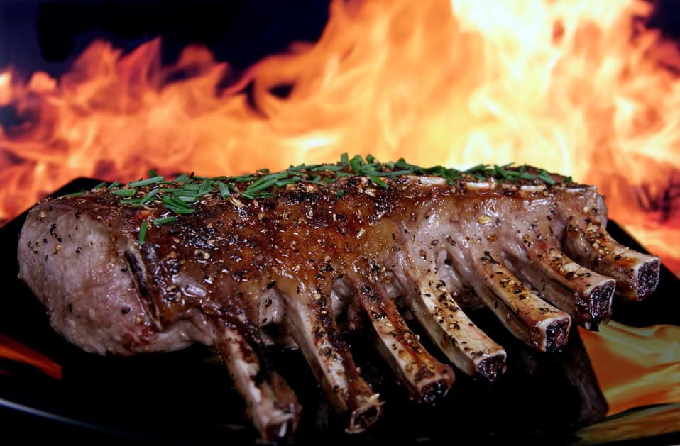 Lambahryggur á grilli