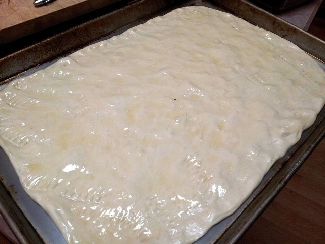Smoked salmon pizza recipe crust ready for ingredients