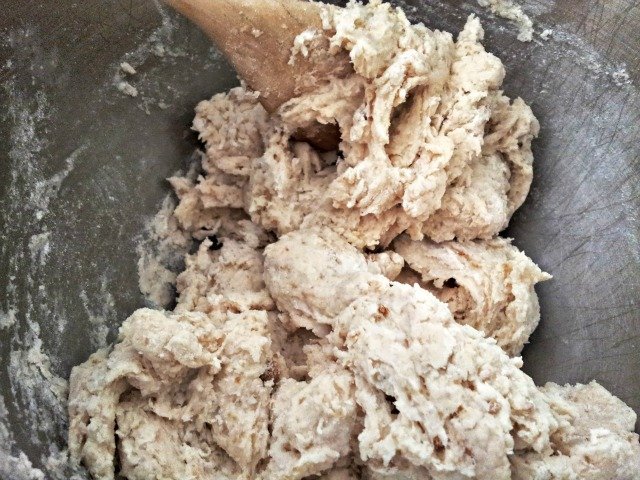 Loose dough to be kneaded