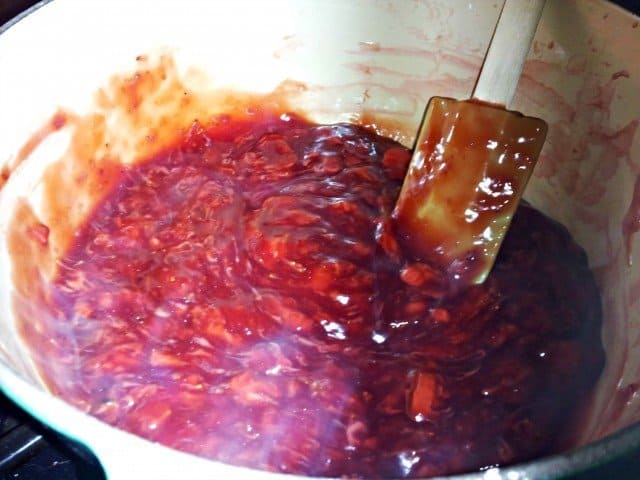 Perfect strawberry glaze
