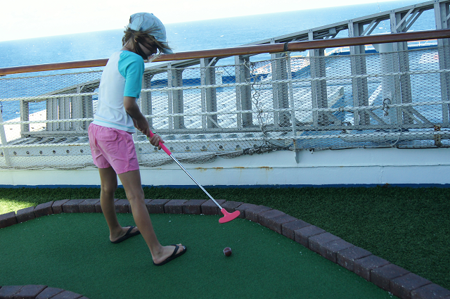 mini golf on the Carnival Valor