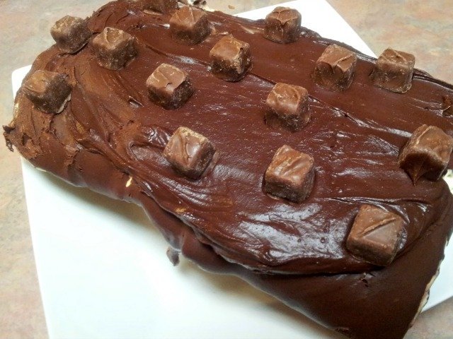Milky Way ice cream cake ready to serve