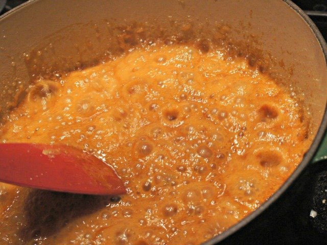 Salted caramel sauce bubbles with cream